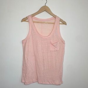 Old navy boyfriend peach tank top, size small